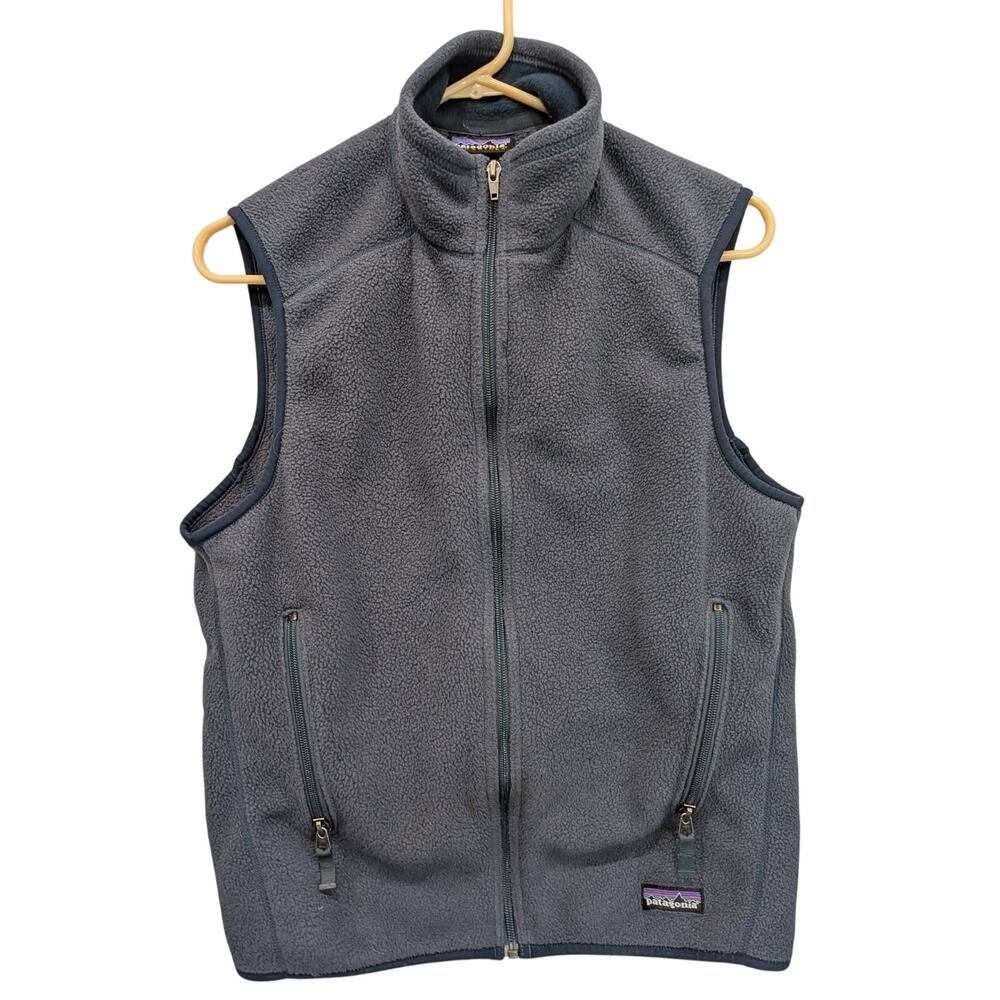 Patagonia Synchilla Mens size small gray full zip vest